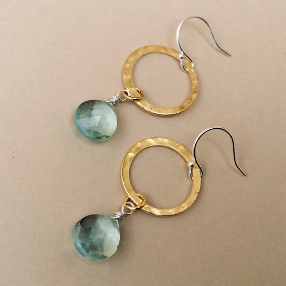 New Sundance charm earrings - Picture 4 of 9